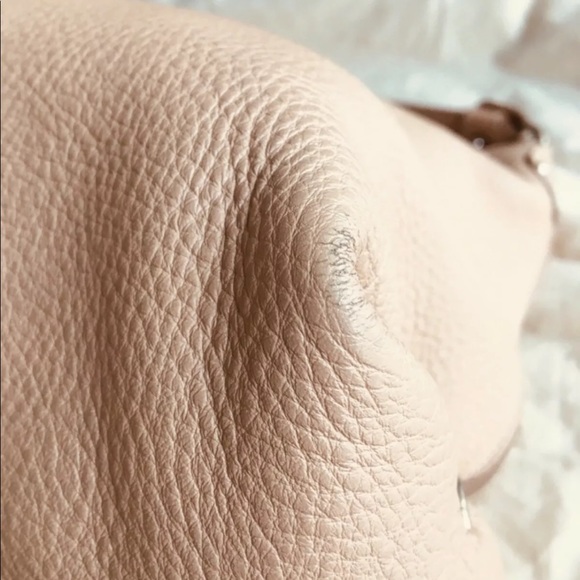 Salvatore Ferragamo handbag - Picture 6 of 11